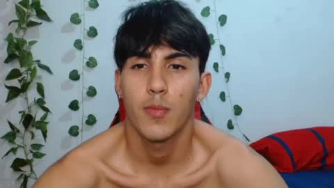 Snapshot of neithanzyn chatting on February 26, 7:32 pm Neithanzyn online show from February 26, 7:32 pm