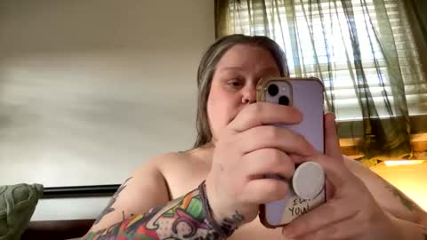 Nellie Atlas online show from February 6, 7:38 pm