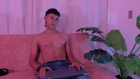 Nene Fran online show from April 30, 1:21 am