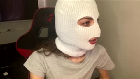 Fieryblow online show from April 21, 2:51 am