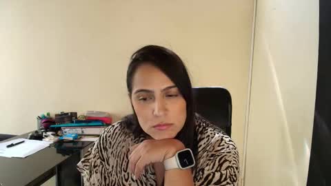 kelly lopez online show from November 1, 3:44 pm