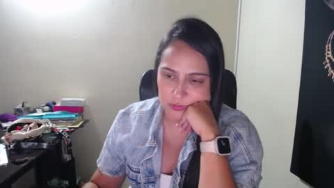 kelly lopez online show from September 27, 9:12 pm