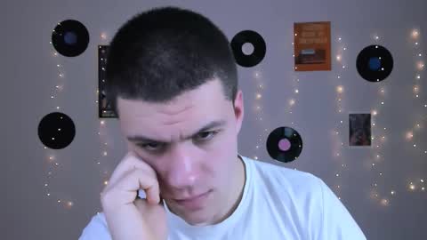 neo_raze_ online show from February 2, 8:05 pm