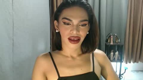 neomi online show from June 9, 5:56 pm
