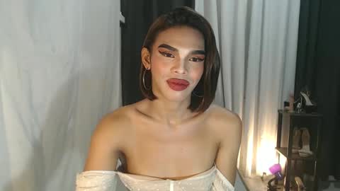 neomi online show from January 18, 6:06 pm