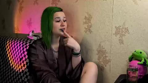 Ada online show from November 17, 3:58 pm