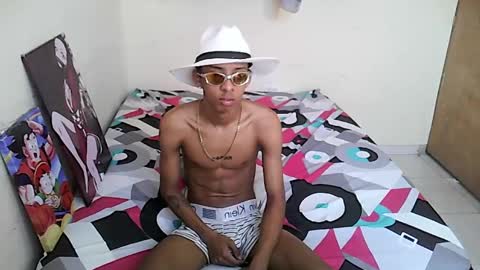 Snapshot of nerek_master chatting on March 4, 3:26 pm nerek master online show from March 4, 3:26 pm