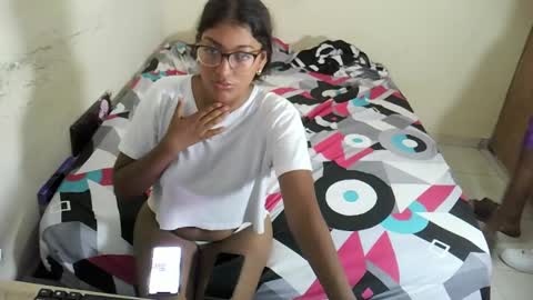 Snapshot of nerek_master chatting on March 7, 5:18 am nerek master online show from March 7, 5:18 am