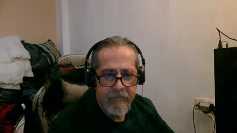 neron401 online show from March 22, 2:04 am