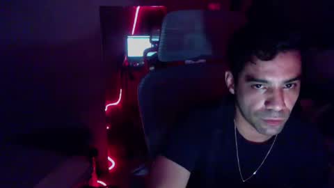 nessgoldendickboy2899 online show from October 19, 12:32 pm