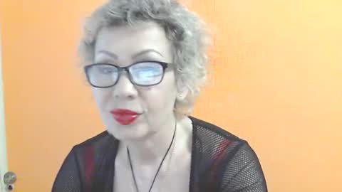 NessyJenixs online show from May 13, 2:05 pm