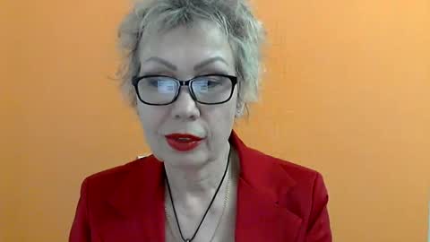 NessyJenixs online show from February 18, 3:10 pm