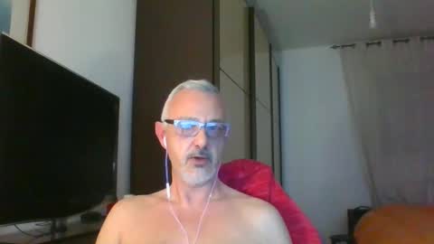 nevenerabis online show from March 5, 4:56 am