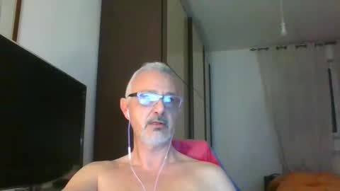 nevenerabis online show from March 6, 10:47 pm