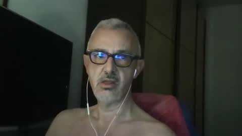 nevenerabis online show from October 30, 6:52 pm