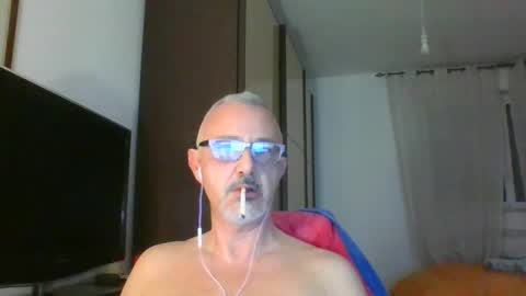 nevenerabis online show from December 22, 9:31 pm