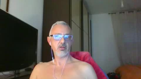 nevenerabis online show from March 10, 5:07 pm