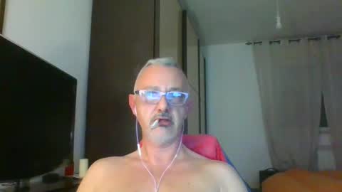 nevenerabis online show from February 18, 2:38 am