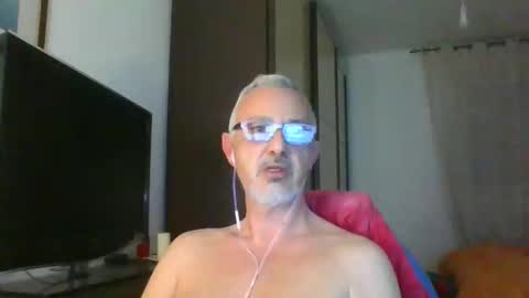 nevenerabis online show from March 11, 2:21 am