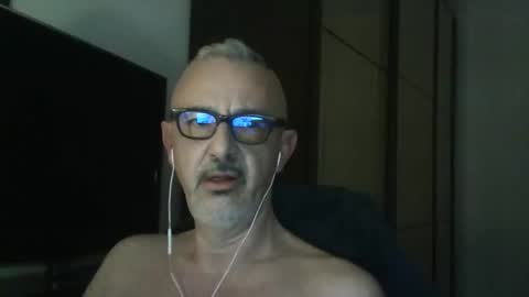 nevenerabis online show from November 18, 10:13 pm