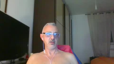 nevenerabis online show from February 17, 11:33 pm