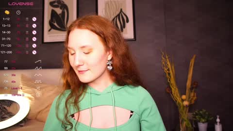 Snapshot of new_boobs chatting on January 30, 1:42 pm Maria 3 online show from January 30, 1:42 pm