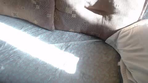 Snapshot of new_milf chatting on September 19, 6:50 am Lilly online show from September 19, 6:50 am