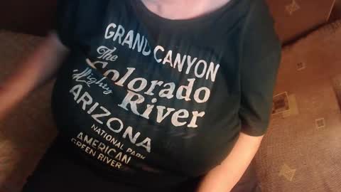 Lilly  online show from October 28, 6:20 pm