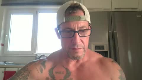 Newbdes online show from March 3, 2:02 pm