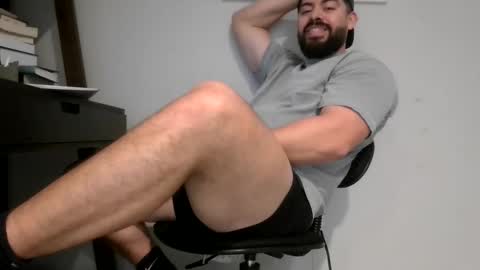 Your next door neighbor online show from February 3, 6:34 pm