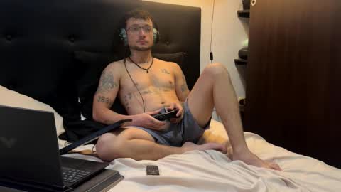 neythancopper online show from March 25, 11:39 am