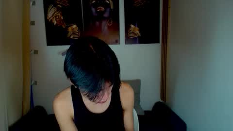nhicolasklyde online show from September 10, 10:38 am