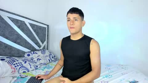 Niall  online show from February 27, 9:36 pm