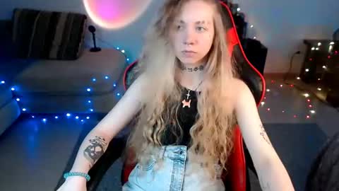 nica_kawaii online show from June 23, 3:18 pm