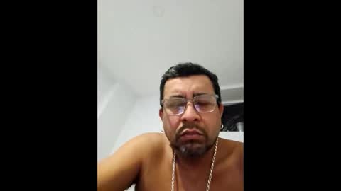 niceandeasy10 online show from November 17, 12:35 am