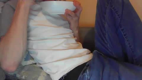 Andrew online show from December 22, 1:01 am