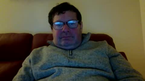 Snapshot of nicemank chatting on December 1, 4:32 pm Keith999 online show from December 1, 4:32 pm