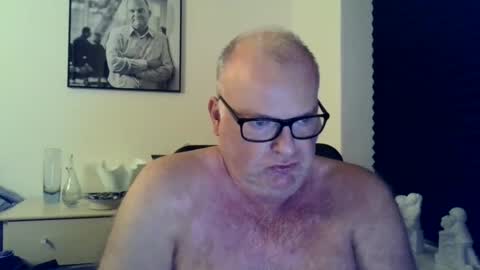 nicexxdane online show from December 22, 4:39 am