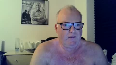 nicexxdane online show from January 18, 4:59 am