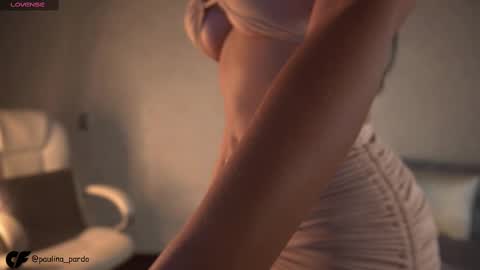 nichole__evans online show from March 6, 1:37 am