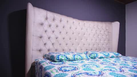 Nichole online show from October 25, 11:09 am