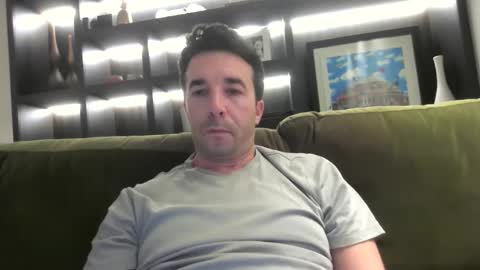 James online show from October 19, 9:52 pm