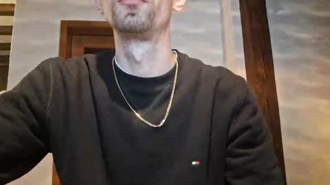 nick194207 online show from October 28, 8:43 pm