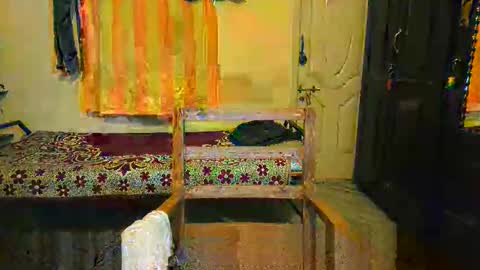 vicky online show from May 11, 5:21 pm