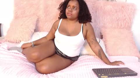 Snapshot of nickky_parker chatting on September 14, 12:28 pm Nickky online show from September 14, 12:28 pm