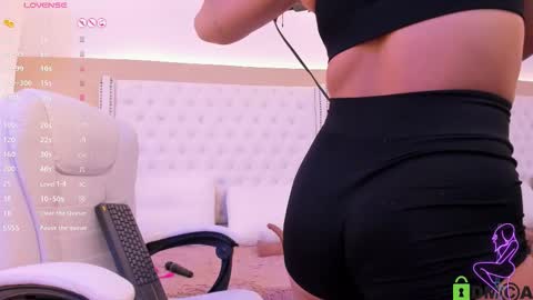 nickky online show from October 8, 1:50 pm