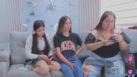 nicky_as online show from October 31, 3:12 pm