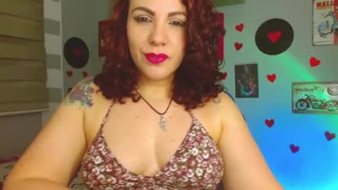 lucy online show from February 25, 1:52 am