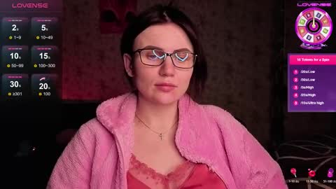 Nicky Weekends online show from February 2, 4:10 am