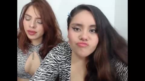Nickyandcam online show from May 18, 10:38 pm